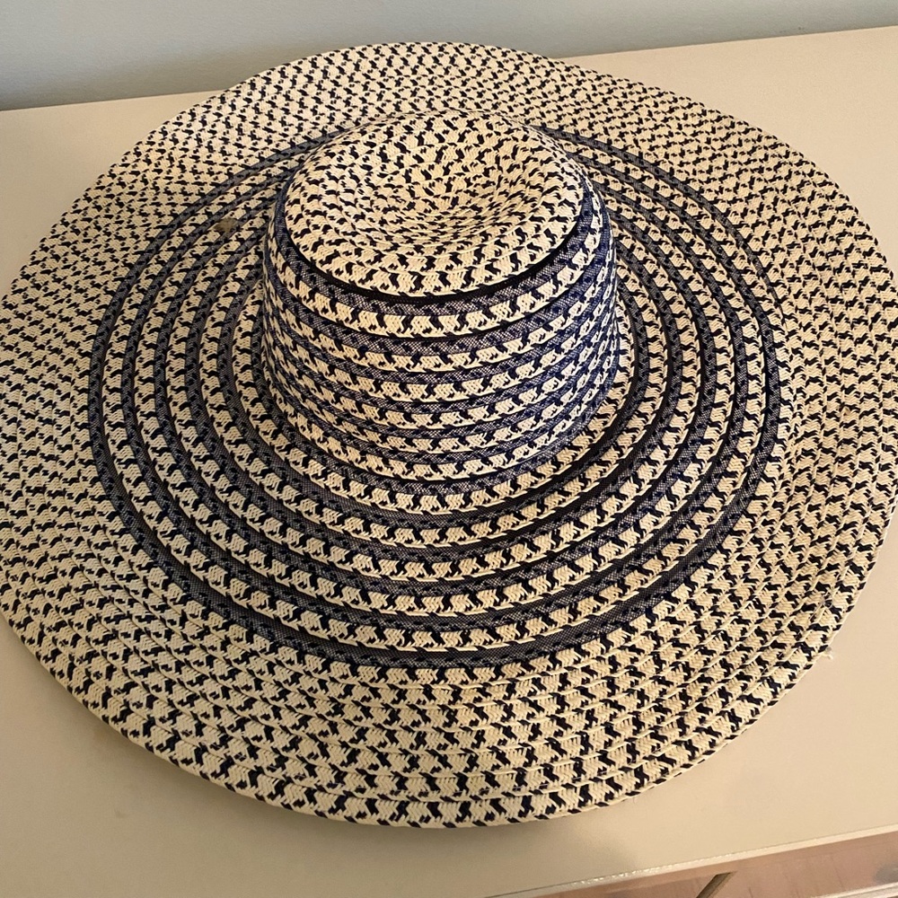Calvin Klein Sun Hat
